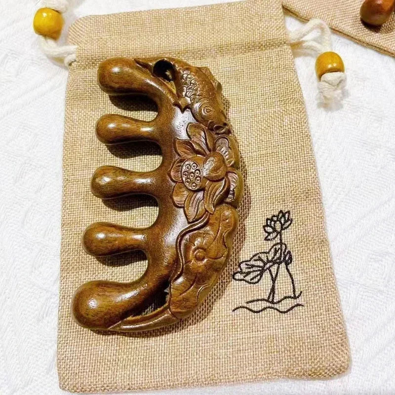 Hign-concerned Golden Sandalwood Massage Wooden Comb
